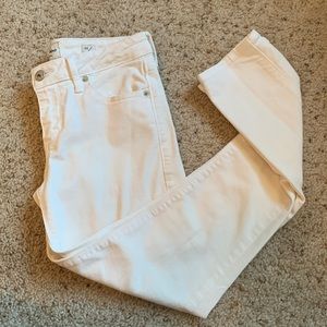 🚫SOLD🚫Lucky Brand White Lolita Crop Jeans